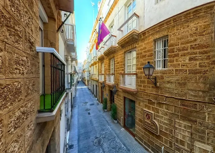 Argantonio 2* كاديز