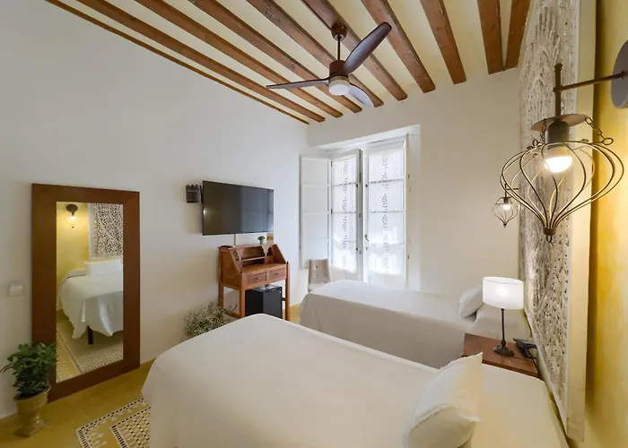 Argantonio 2* كاديز