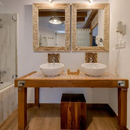 Hotel Argantonio 2*